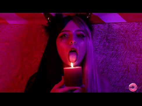 ❤️ Ástríðufullt blowjob frá Sexy Succubus með munnfyllingu ❌ Anal klám hjá okkur ❌️